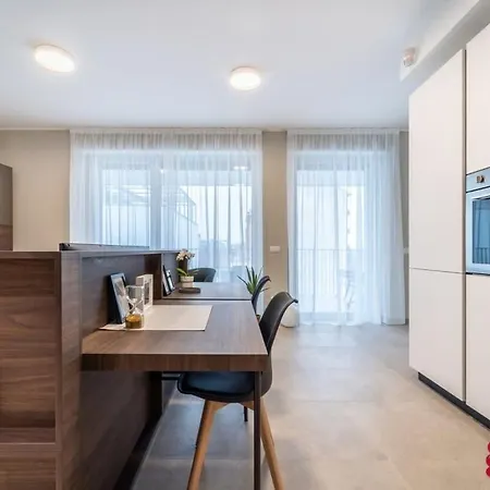 Διαμέρισμα Stilicone 15 - Luxury Apt 4d Μιλάνο