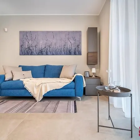 Διαμέρισμα Stilicone 15 - Luxury Apt 4d *
